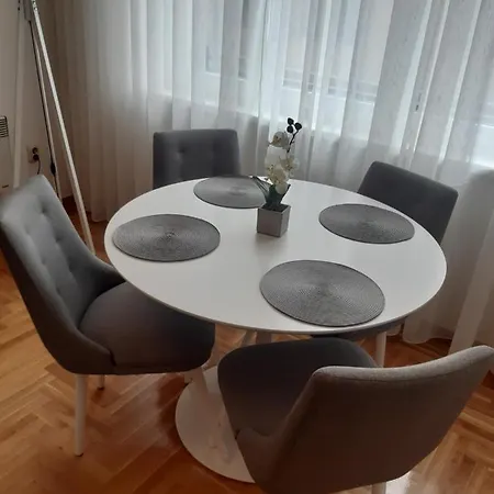 Apartman Una Appartamento *