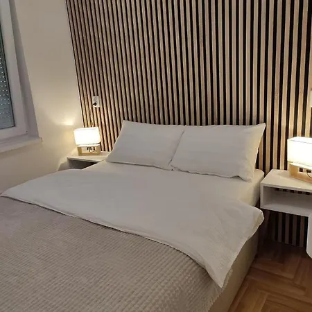 Apartman Una Appartamento *